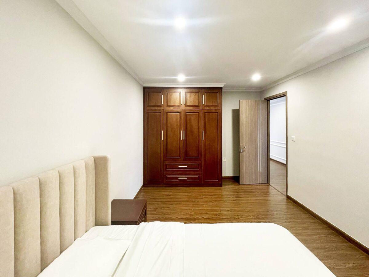 Great 3-bedroom 168SQM apartment at UDIC Westlake for rent (16)