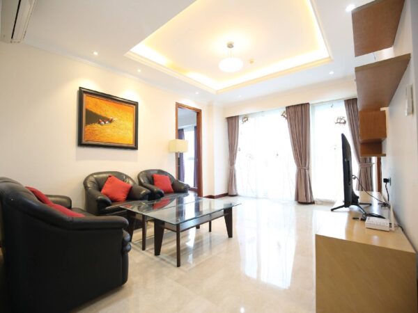 Large 3-bedroom apartment at L1 Ciputra for rent (2)