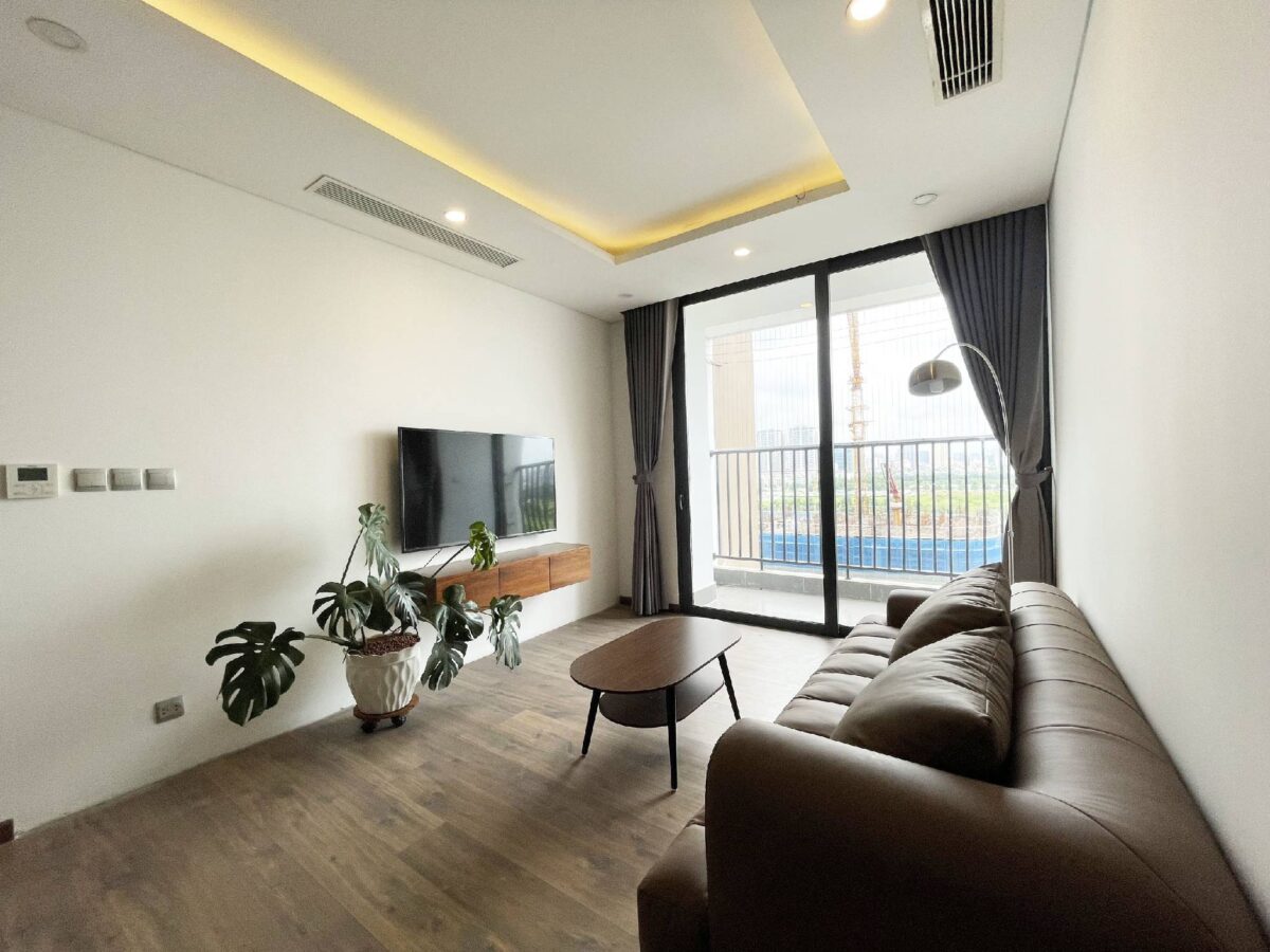 Modern 2-bedroom apartment for rent at N01T4 building, Diplomatic Urban Area (3)