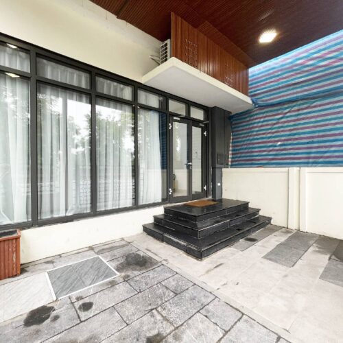 Splendid townhouse for rent in H6 Starlake (1)