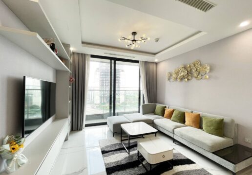 High-up 3-bedroom apartment at S1 Sunshine City for rent (1)