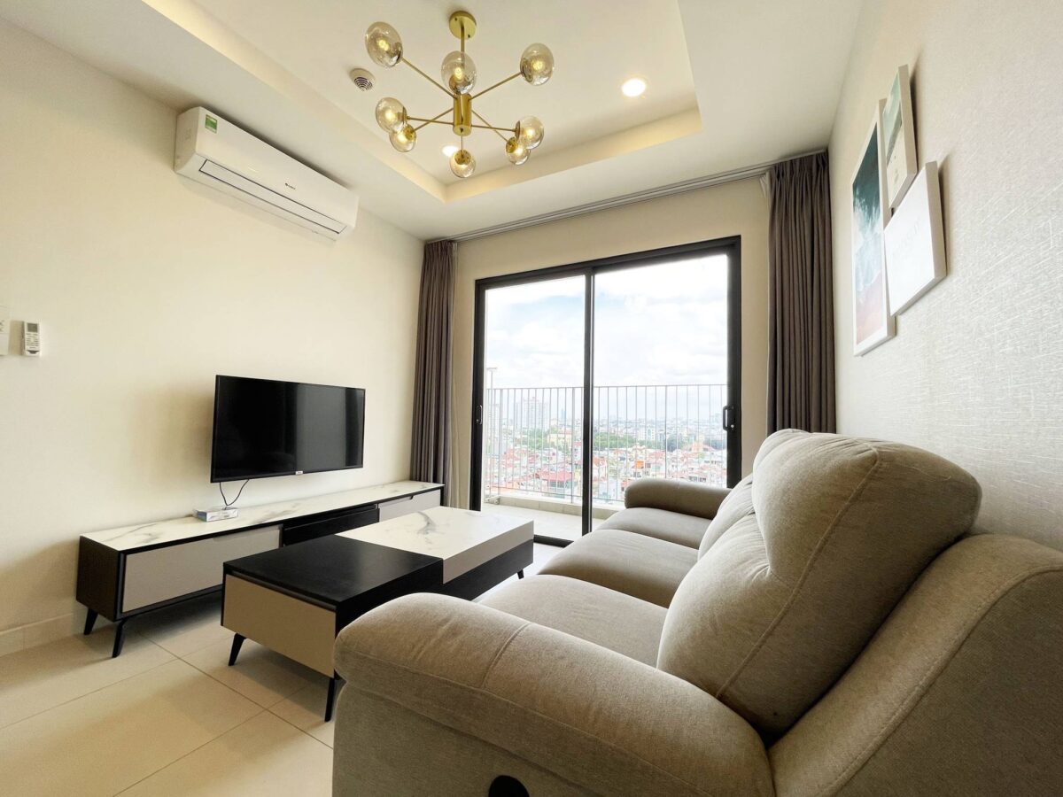 Inexpensive 2-bedroom apartment at Kosmo Tay Ho for rent (4)