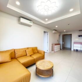 Lovely 2-bedroom apartment at Kosmo Tay Ho for rent (1)