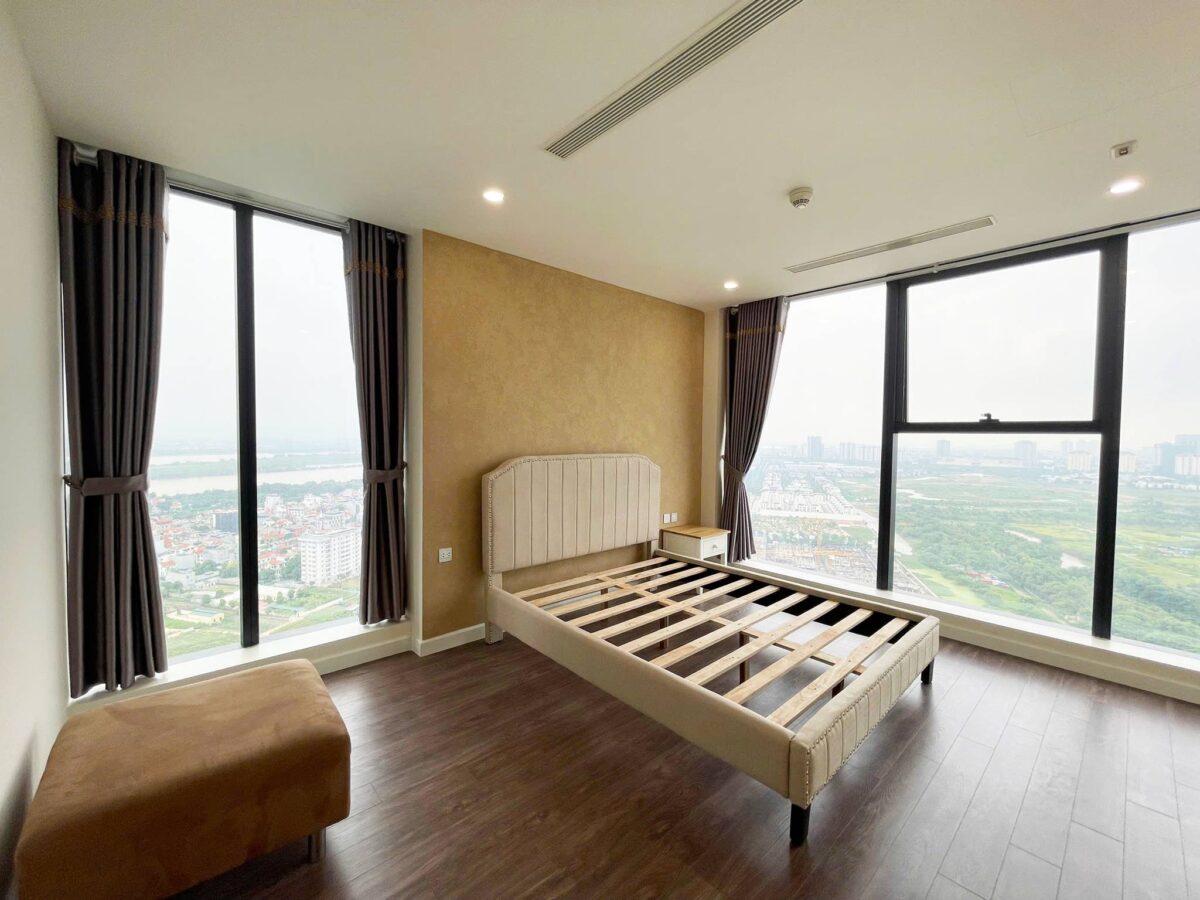 Brand-new river-view duplex apartment at S5 Sunshine City for rent (14)