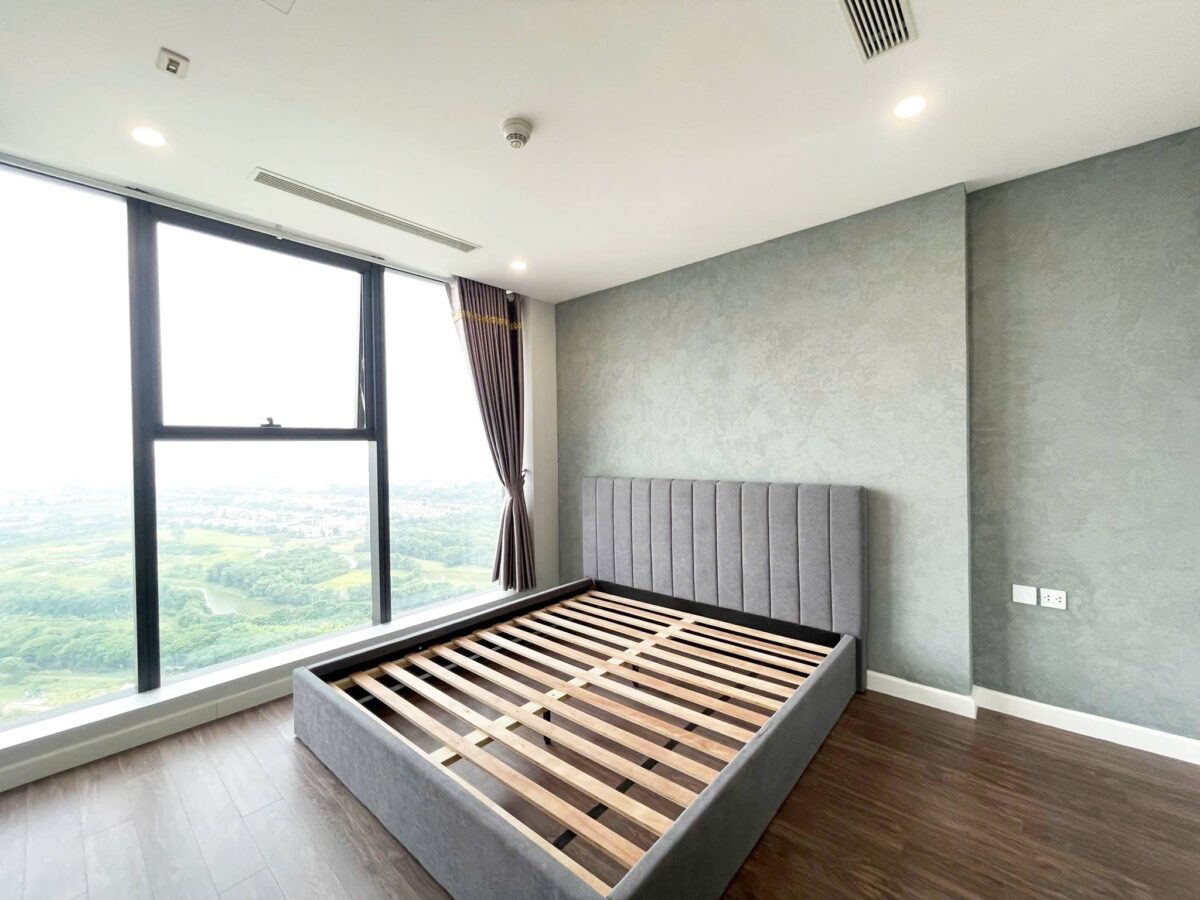 Brand-new river-view duplex apartment at S5 Sunshine City for rent (17)