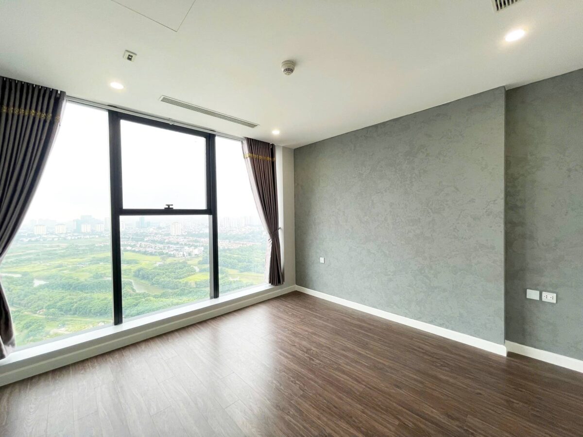 Brand-new river-view duplex apartment at S5 Sunshine City for rent (35)