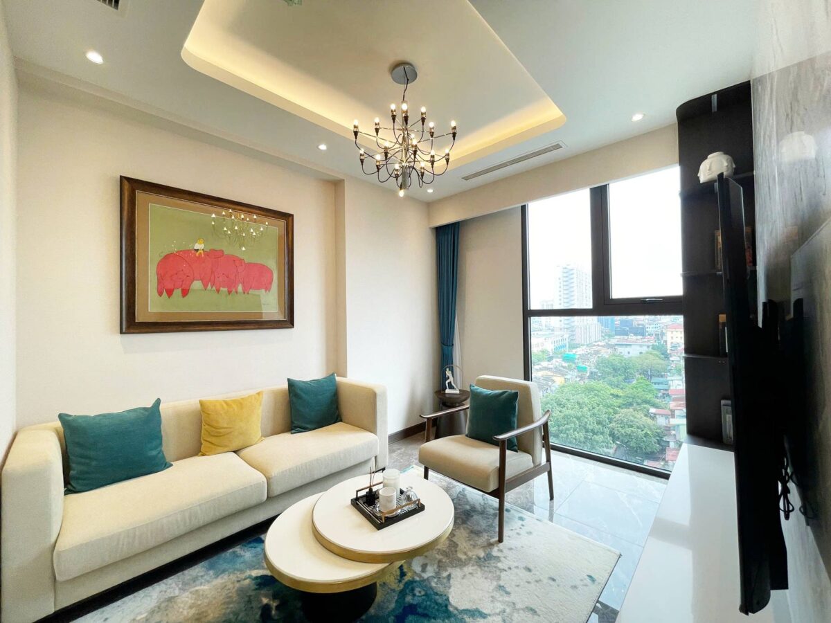 Luxurious serviced apartment in Dong Da District - The Gloria (1)