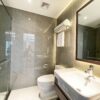 Luxurious serviced apartment in Dong Da District - The Gloria (16)