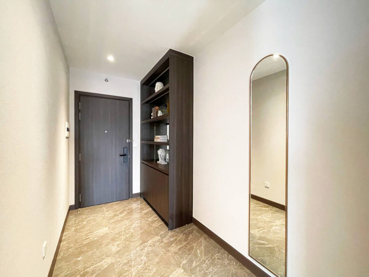 Luxurious serviced apartment in Dong Da District - The Gloria (18)