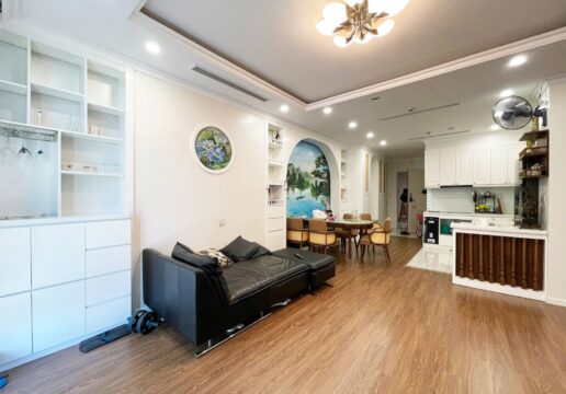 Rustic 3BRs apartment for rent at Sunshine Riverside (1)