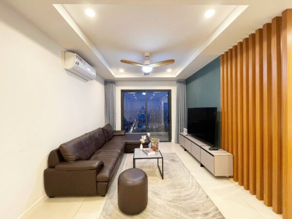 Fantastic lake-view 3-bedroom apartment at Kosmo Tay Ho for rent (2)