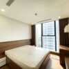 Luxurious 3-bedroom apartment for rent at Sunshine City (8)