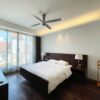 Luxurious serviced apartment on To Ngoc Van Street for rent (13)