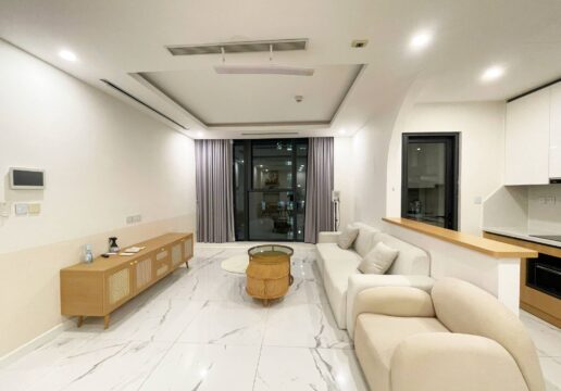Rustic 3-bedroom apartment for rent at Sunshine City (1)