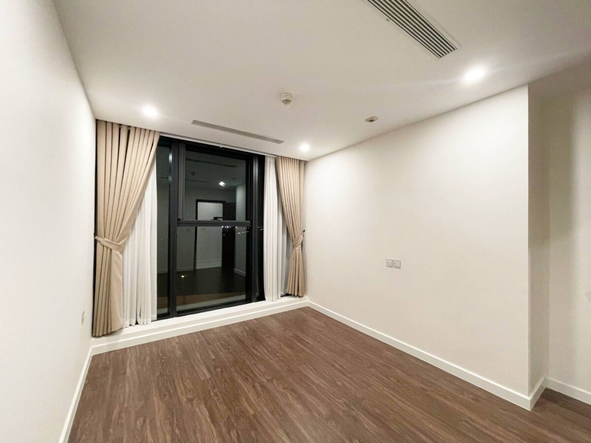 Spacious 3-bedroom apartment at S4 Sunshine City for rent (14)