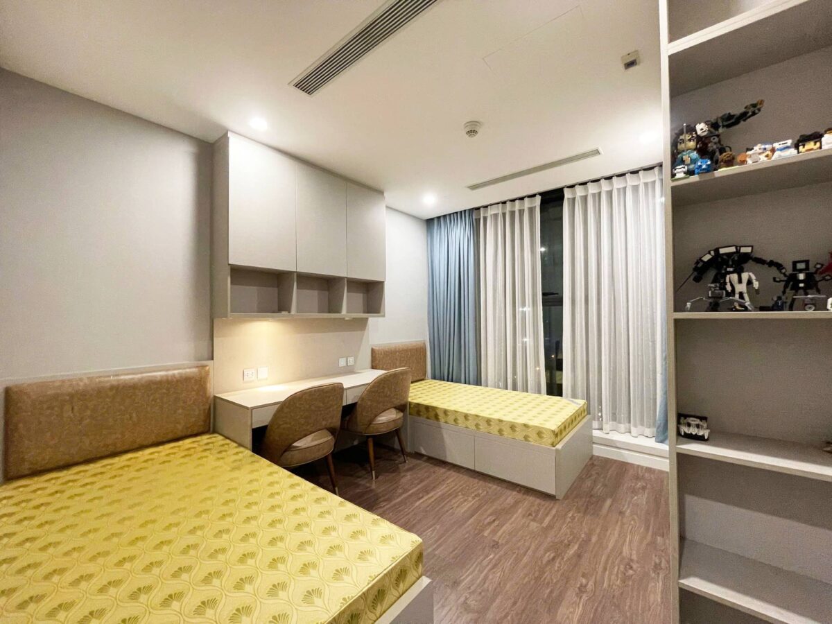 Big 3-bedroom117SQM apartment for rent at Sunshine City (13)