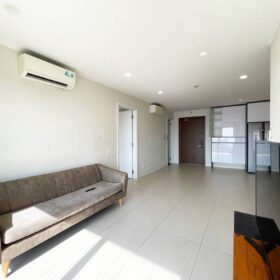 Gorgeous 2-bedroom apartment at Kosmo Tay Ho for rent with fantastic lake view (1)