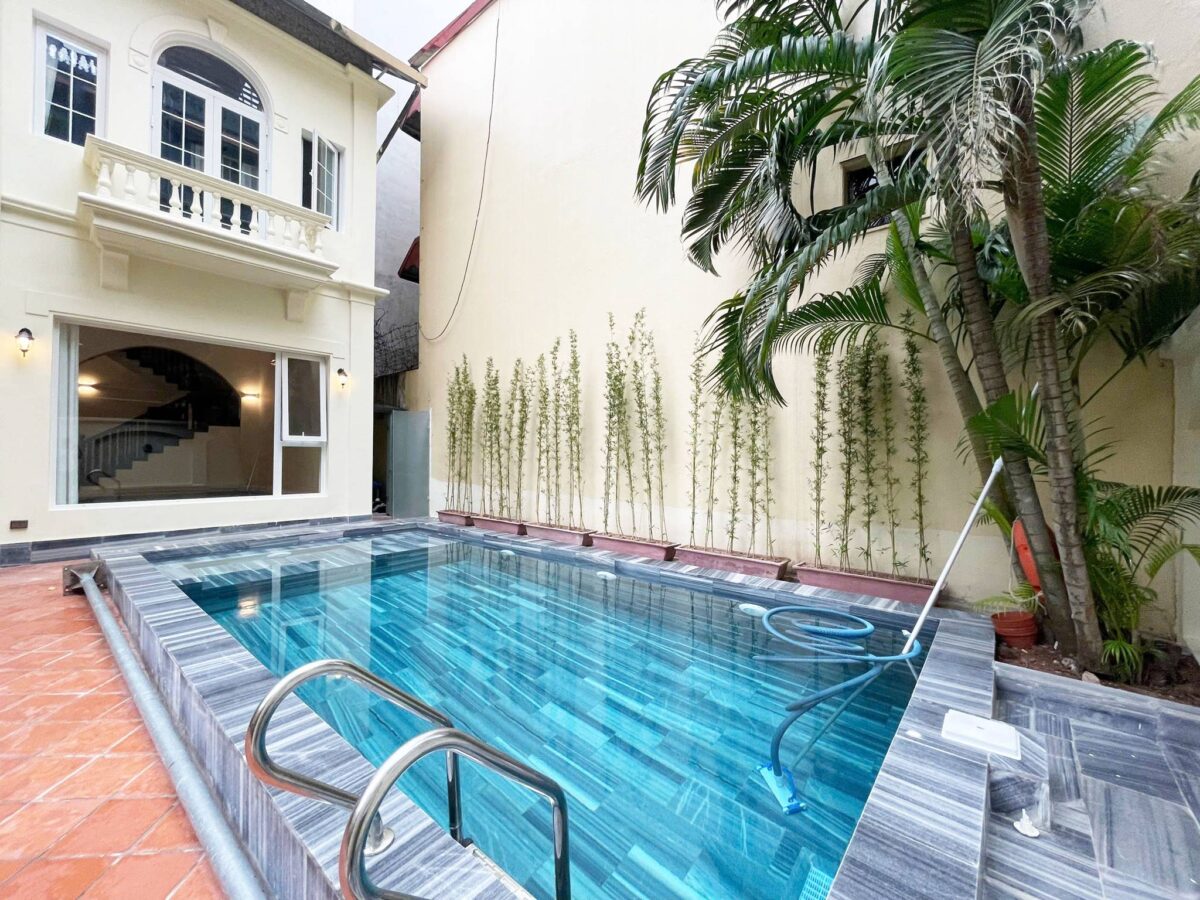 Beautiful 5BRs pool villa for rent on To Ngoc Van, Tay Ho, Hanoi (2)