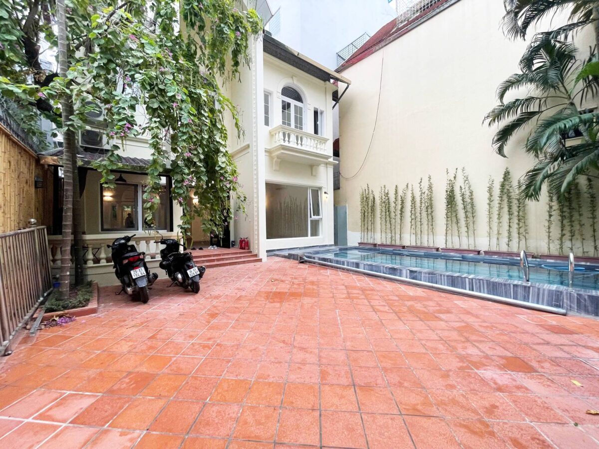 Beautiful 5BRs pool villa for rent on To Ngoc Van, Tay Ho, Hanoi (5)