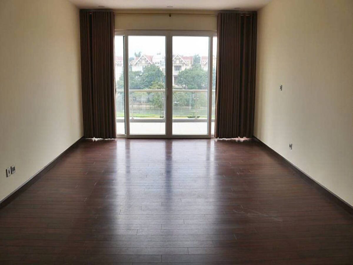 Giant 6-bedroom garden villa for rent at Q block, Ciputra Hanoi (13)