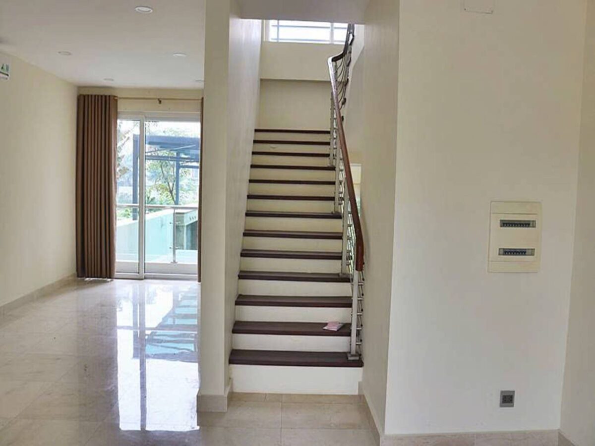 Giant 6-bedroom garden villa for rent at Q block, Ciputra Hanoi (19)