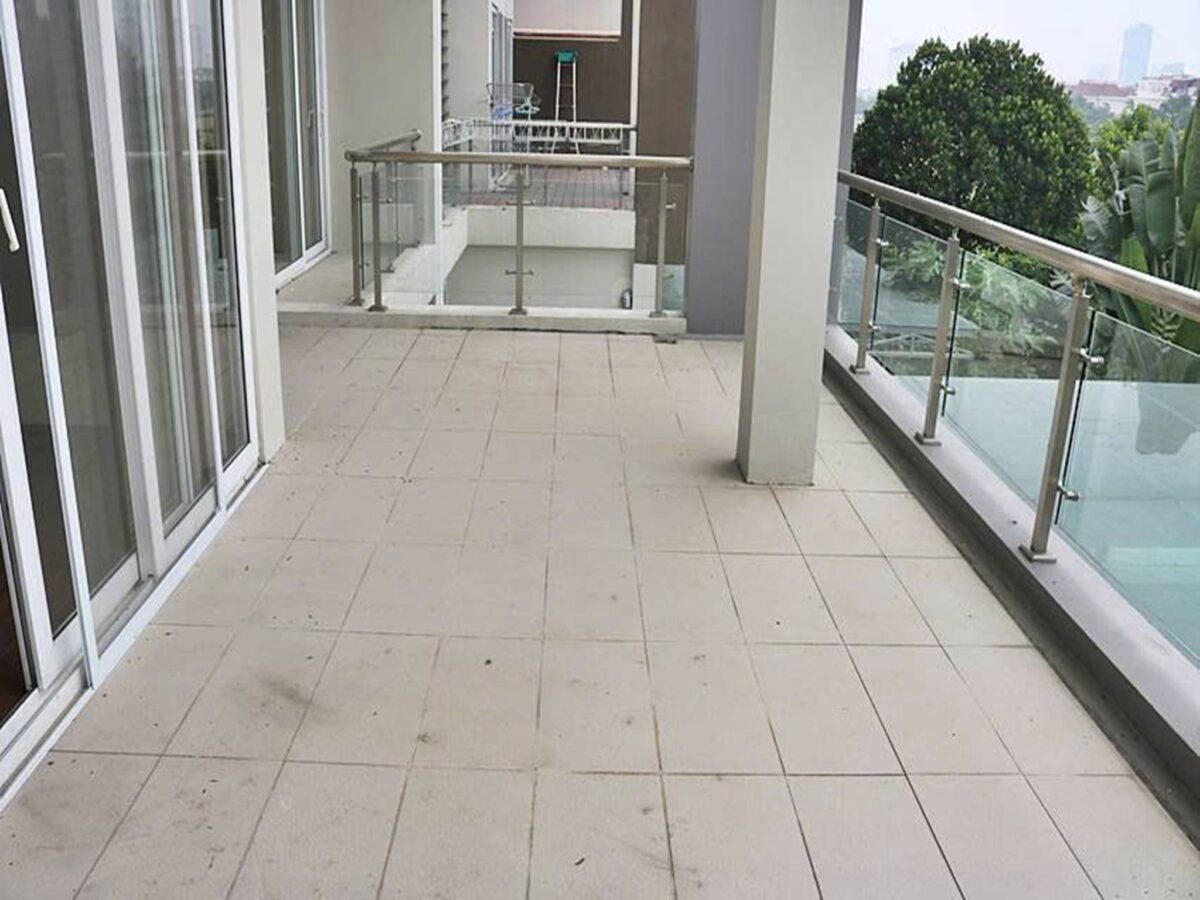 Giant 6-bedroom garden villa for rent at Q block, Ciputra Hanoi (23)