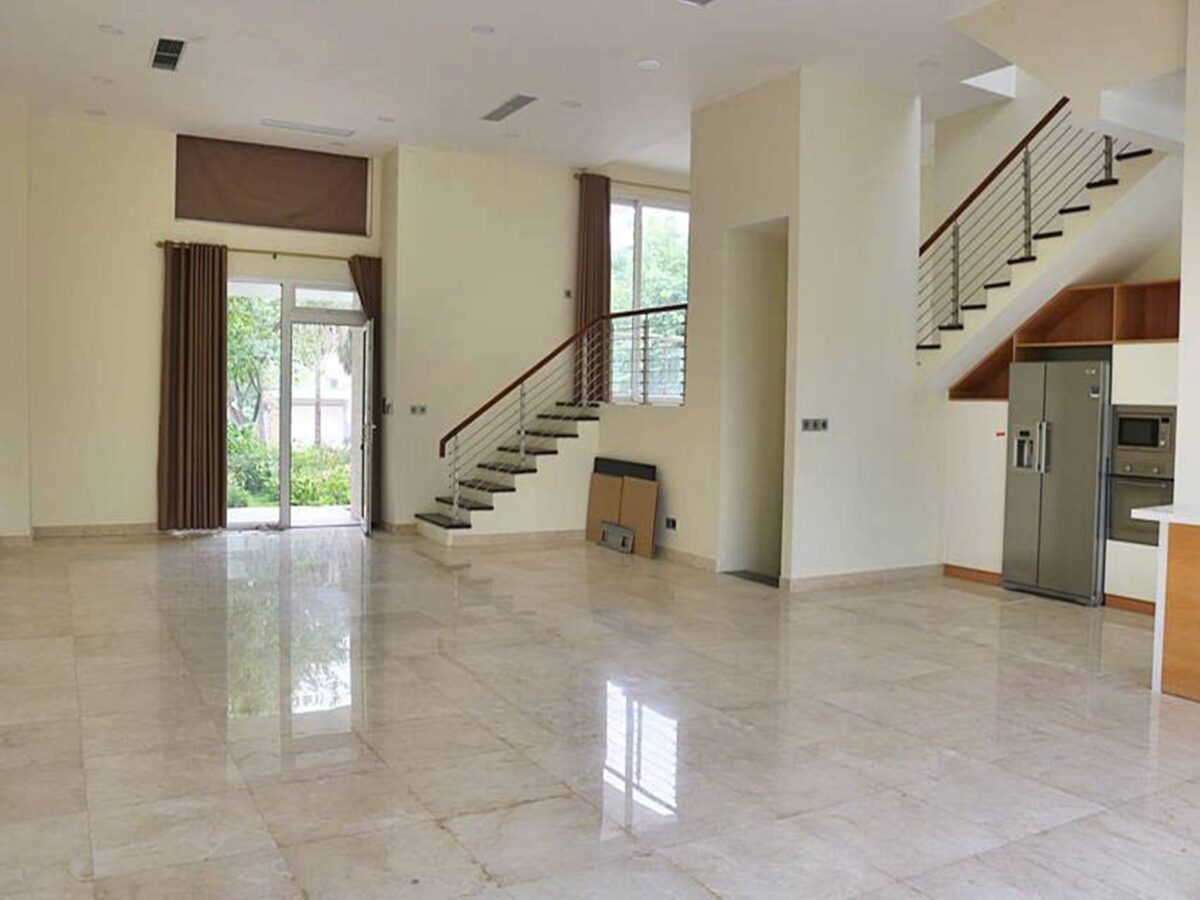 Giant 6-bedroom garden villa for rent at Q block, Ciputra Hanoi (4)