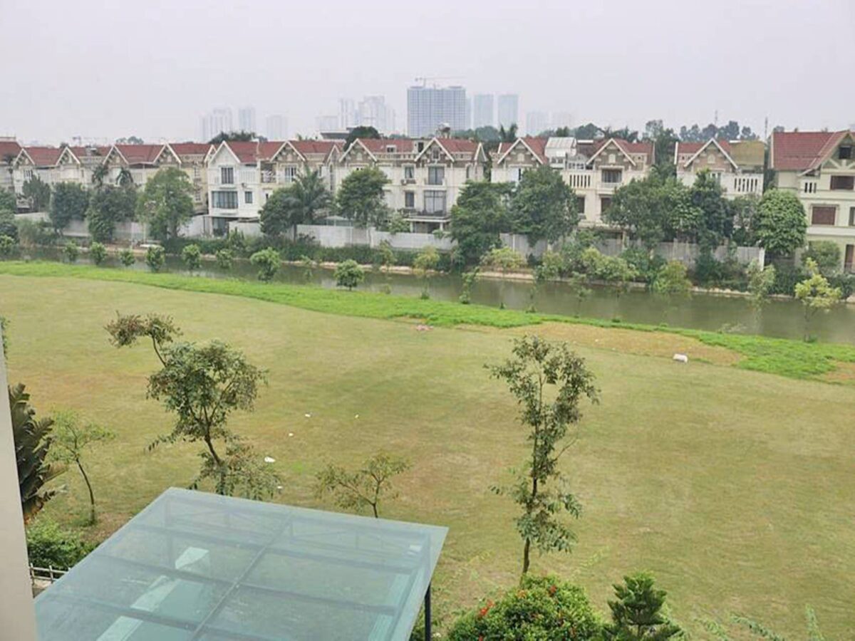 Giant 6-bedroom garden villa for rent at Q block, Ciputra Hanoi (41)