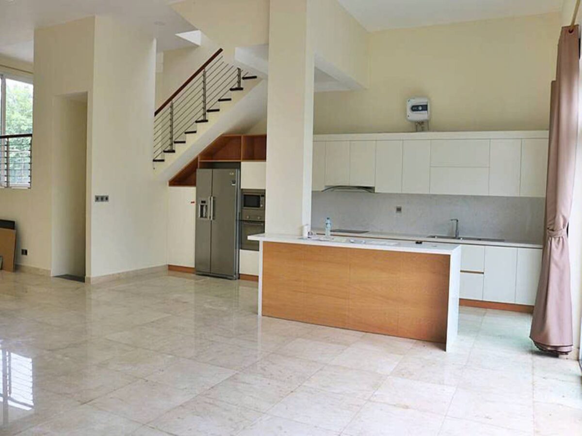 Giant 6-bedroom garden villa for rent at Q block, Ciputra Hanoi (8)