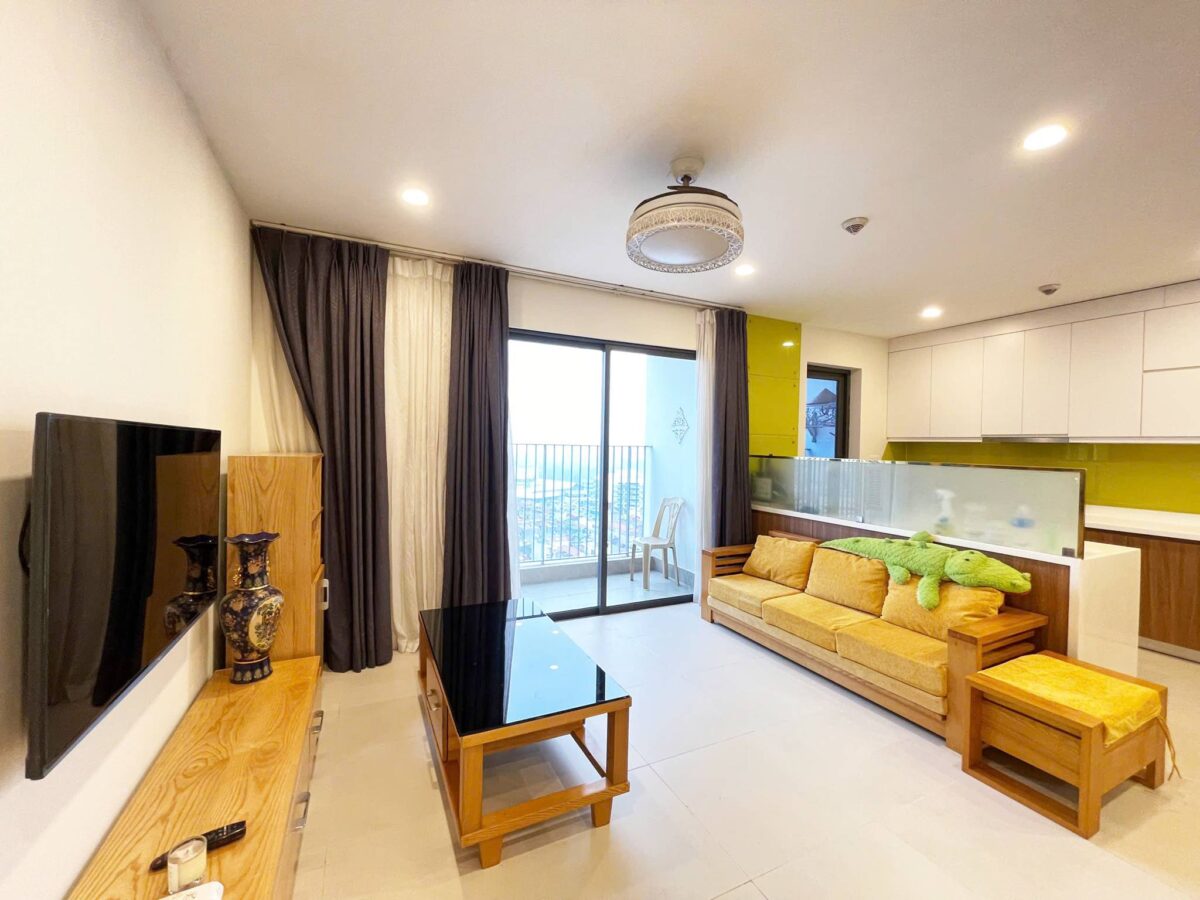 Reasonable-pricing apartment for rent at Kosmo Tay Ho (1)