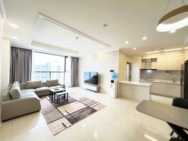 Elegant 3-bedroom apartment for rent in Starlake Hanoi (2)