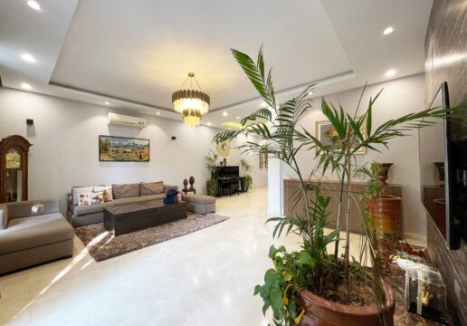 High-end 3-floor villa for rent at K2 Ciputra (1)