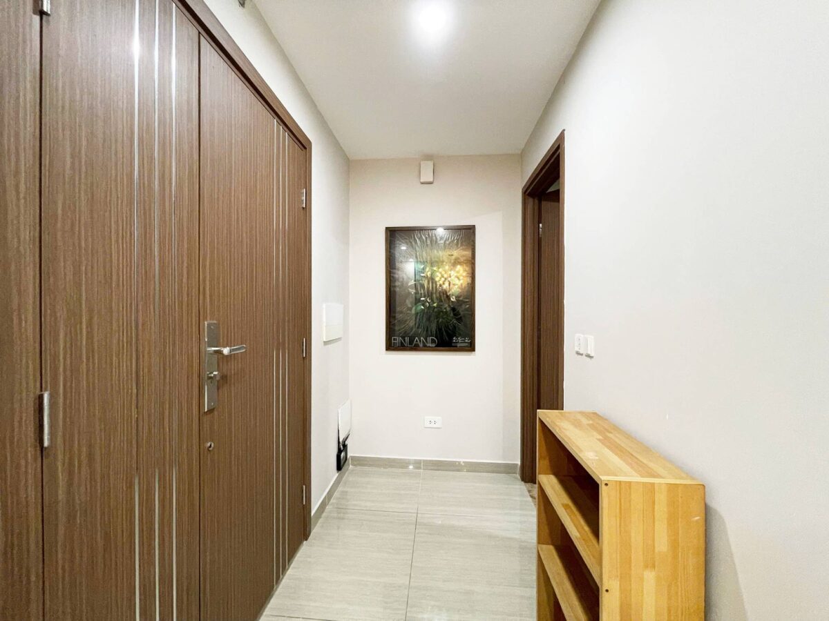 New 2-bedroom apartment for rent at Ciputra Hanoi (9)