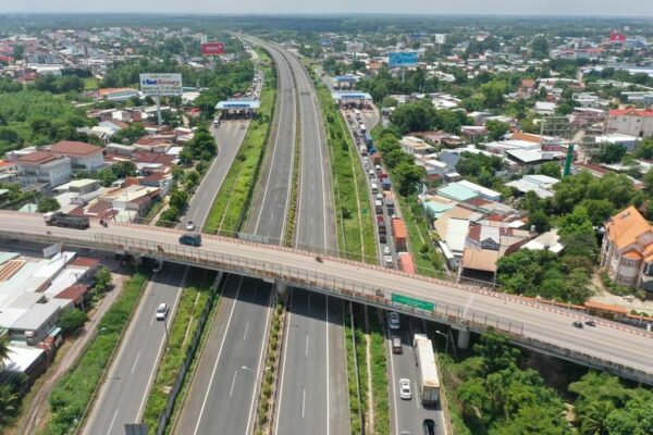 Strong investment in transport infrastructure is creating momentum for the Vietnamese real estate market in 2025