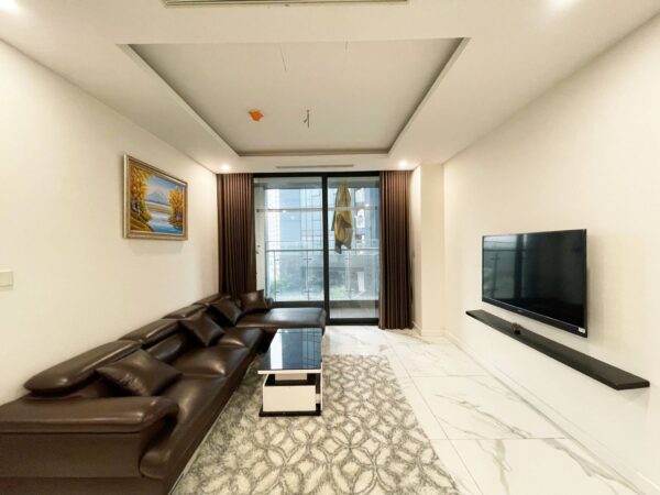 Classy 3-bedroom apartment at Sunshine City for rent (1)