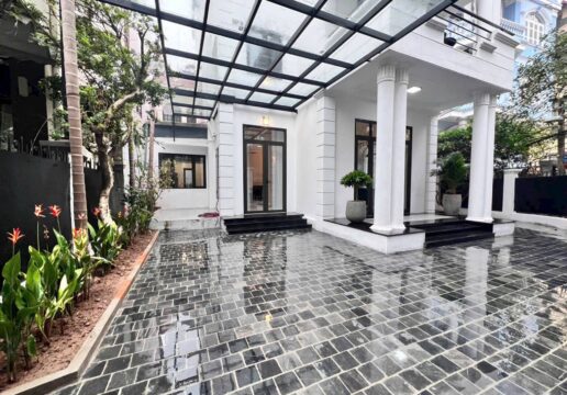 Extremely large garden villa for rent at G6 Ciputra (1)