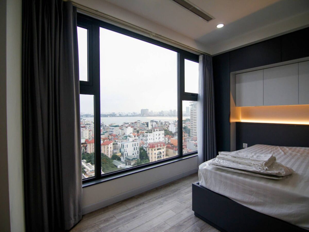 High-class 3-bedroom apartment at Le Roi Soleil for rent (16)