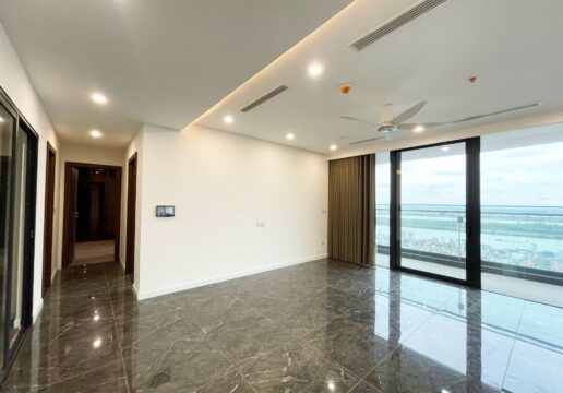 Stunning 160-sqm apartment at Sunshine Golden River for rent (1)