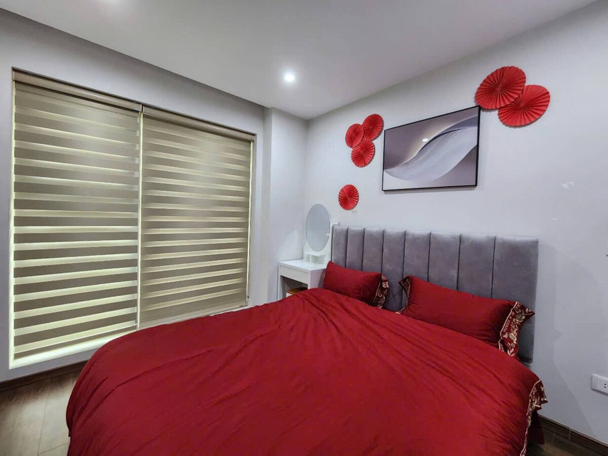 Modern 3BHK apartment at Ciputra for rent (7)