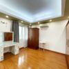 Cheap 3-bedroom 154-SQM apartment at E4 Ciputra for rent (10)
