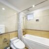 Cheap 3-bedroom 154-SQM apartment at E4 Ciputra for rent (12)