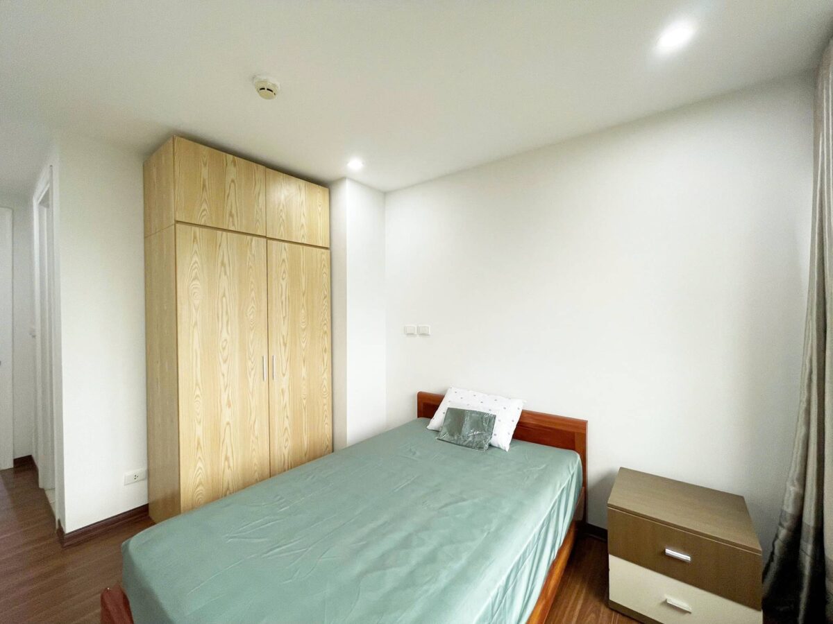 Cheap 4-bedroom 182-SQM apartment at Ciputra for rent at only 1200 USD (13)