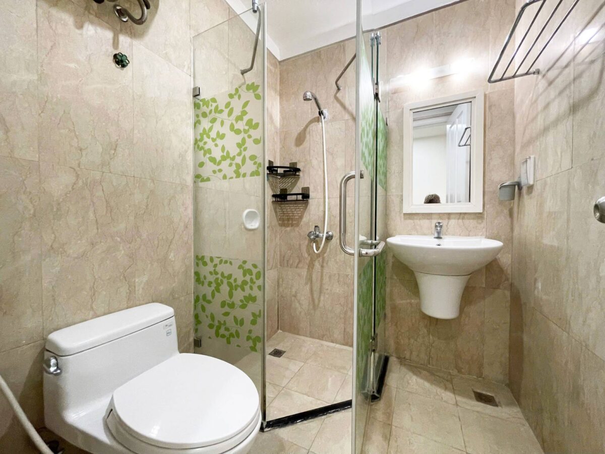 Cheap 4-bedroom 182-SQM apartment at Ciputra for rent at only 1200 USD (14)