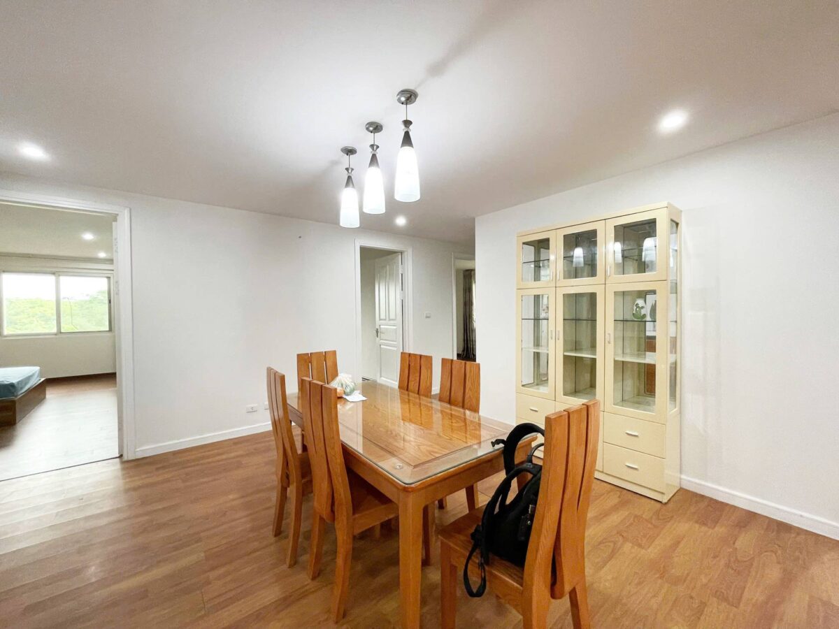 Cheap 4-bedroom 182-SQM apartment at Ciputra for rent at only 1200 USD (4)