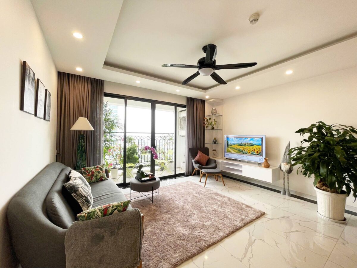 Fresh apartment for rent at D' Le Roi Soleil 59 Xuan Dieu (3)