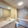 Brand-new & Elegant 2-bedroom apartment for rent at D' Le Roi Soleil (12)