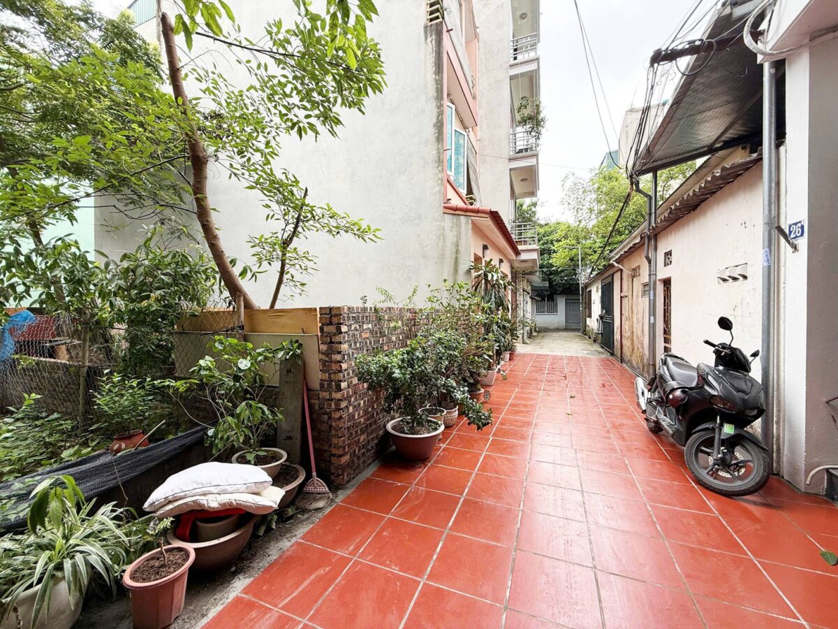 Cheap 2-bedroom house for rent at Phu Thuong, Tay Ho, Hanoi (17)