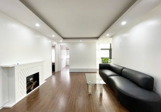 Contemporary 2-bedroom apartment at E5 Ciputra for rent (1)