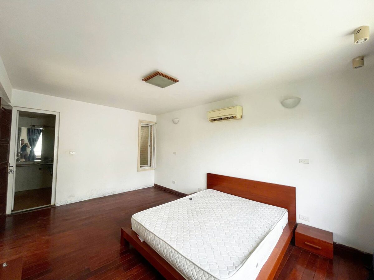 Fully furnished 3BRs house for rent on Dang Thai Mai Street, Tay Ho Westlake (20)