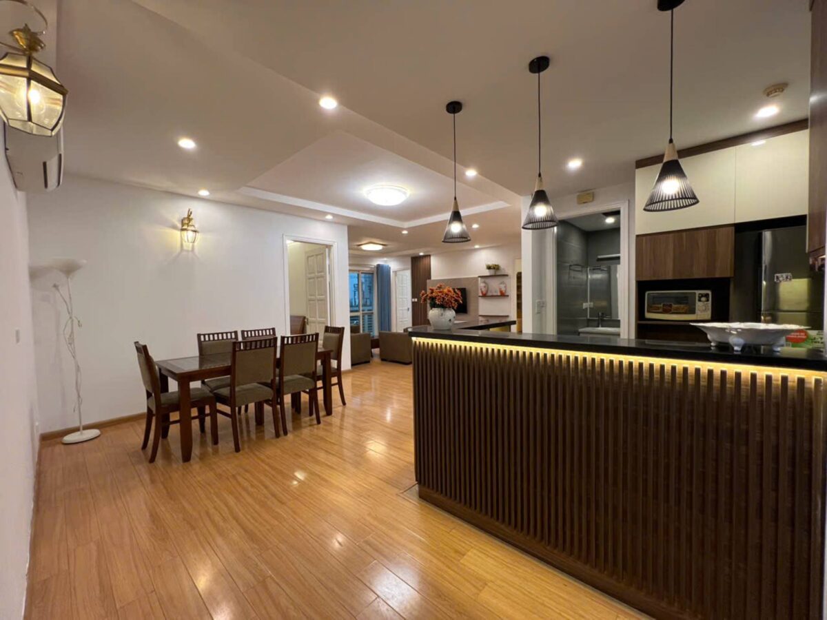 Gorgeous 4-bedroom apartment at E1 Ciputra for rent (11)